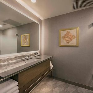 Fitness King Corner Room